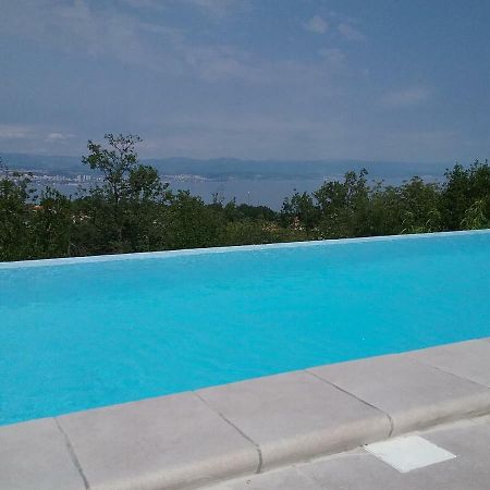 Tranquity Studio Apartment Ika Lovran Exterior foto