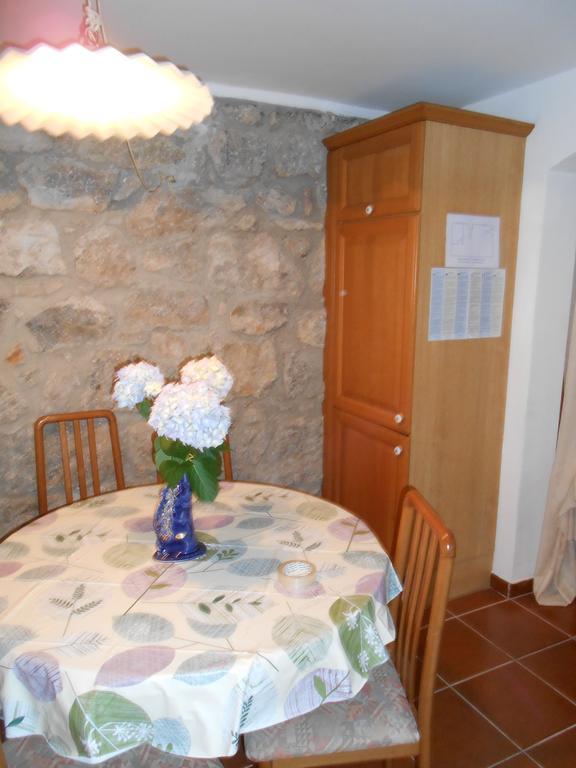 Tranquity Studio Apartment Ika Lovran Exterior foto